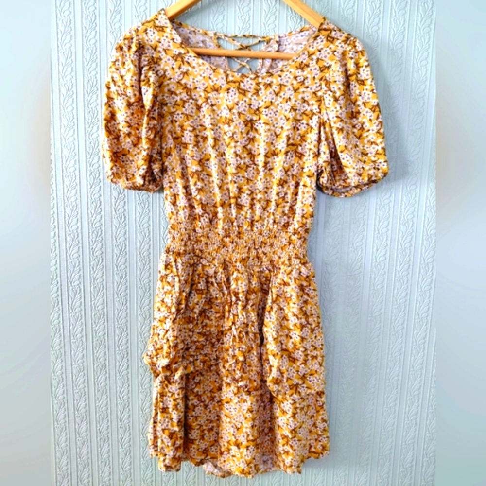 WILD FABLE yellowFloral Puff Sleeve Dress Chic Casual Open Back